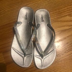 Sparkly silver flip flops!